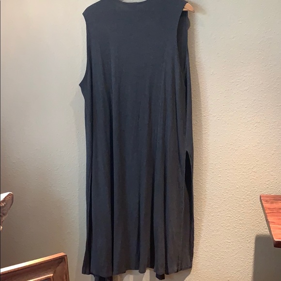 LuLuRoe Joy Vest Duster - Picture 3 of 8